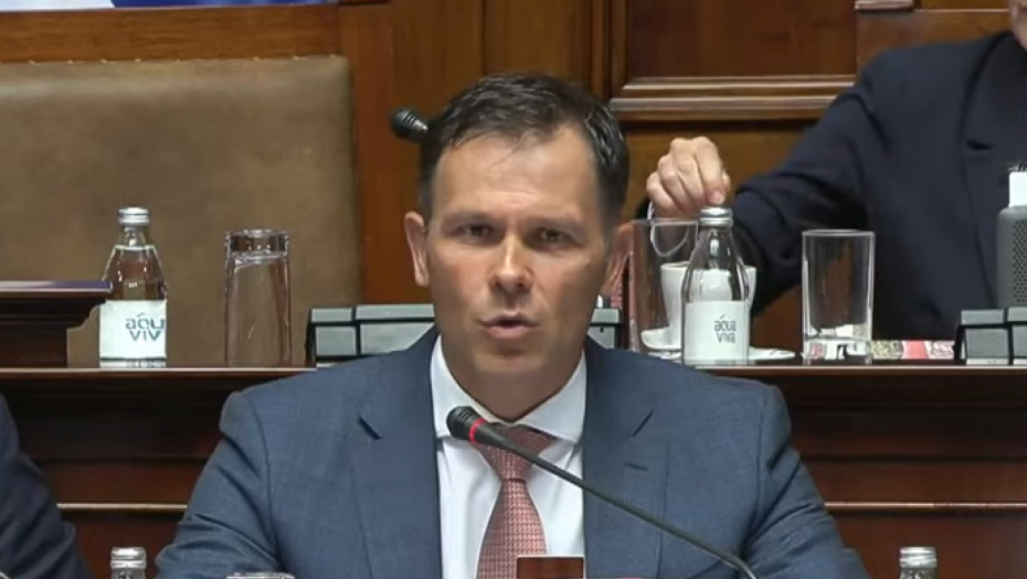 SINIŠA MALI NIKEZIĆU Ostavili ste pustoš, Srbija sada druga najbrže rastuća ekonomija