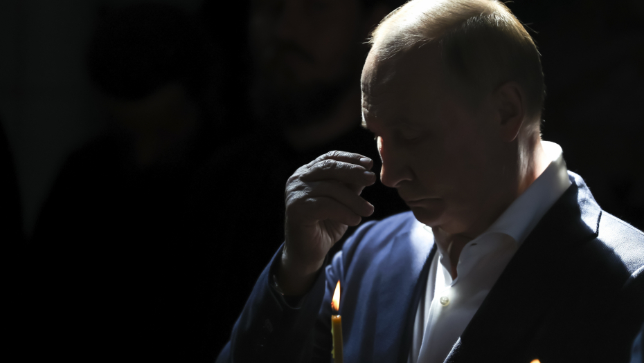 OGLASIO SE KREMLJ O PUTINOVOM STANJU: Peskov iznenadio svet ovim rečima!