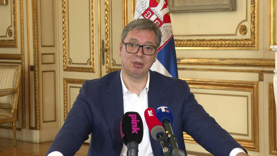 "SREO SAM MLADIĆA OD OKO 25 GODINA..." Vučić ispričao anegdotu iz Pariza