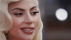 LEJDI GAGA NE PRESTAJE DA ODUŠEVLJAVA Nakon premijere filma stiže nešto još bolje, ovo se dugo čekalo