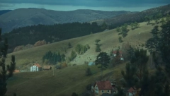CRKVA ŽIVI IAKO SE SELA GASE: Obnovljena crkva Jablanica okuplja vernike (VIDEO)
