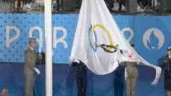 DA LI JE MOGUĆE? Zbog propusta se svi crvene, pa gde baš ovo da se desi? (VIDEO)