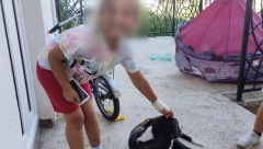 PAS LUTALICA IZUJEDAO ANGELINU (7) IZ PRIJEPOLJA! Devojčica od straha ZANEMELA, po rukama i leđima joj rane! (FOTO)