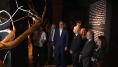 "SRPSKA KUĆA JE PUTOVANJE U ESENCIJU SRBIJE"! Moćne reči Aleksandra Vučića u srcu Francuske!