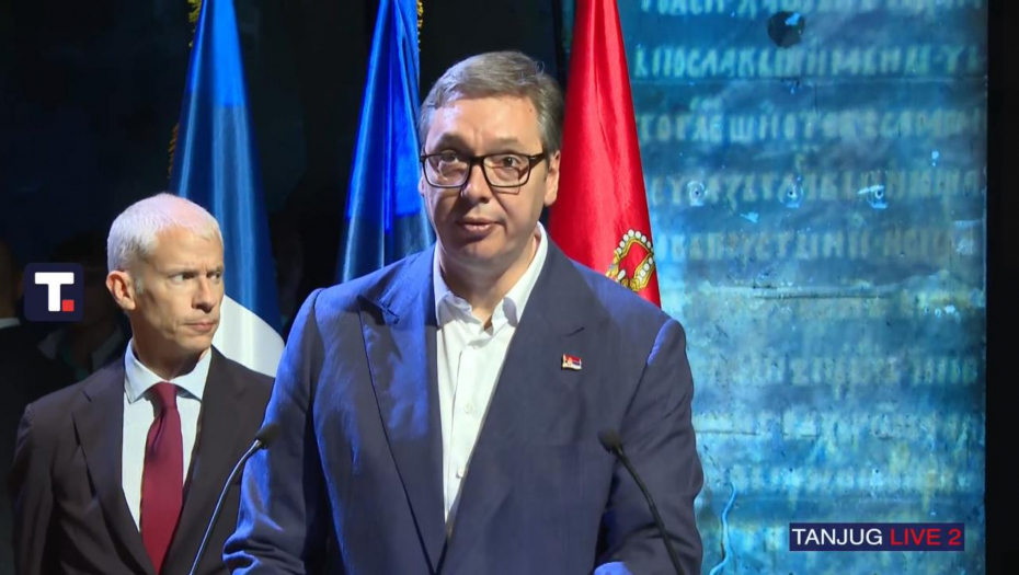 Vučić se sutra sastaje sa ambasadorima Rusije i Danske