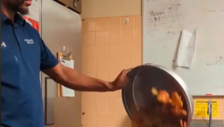 "REKLI SU ŠEFU DA SAM LOPOV" Beskućnik pokazao šta radi sa ostacima hrane, pa dobio OTKAZ (VIDEO)