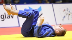MOĆNO! Strahinja gazi sve pred sobom i ide ka medalji