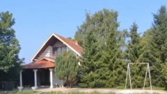 KAKVA PONUDA! 1.400 kvadrata i veliko dvorište za samo 32.500 evra - na pola sata od Novog Sada
