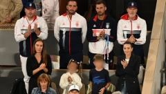 ŽENA IZ TENISEROVE LOŽE POSTALA JE PRAVA MISTERIJA, ALI SVE SE SAZNALO?  Znate li ko je dadilja dece Novaka Đokovića?