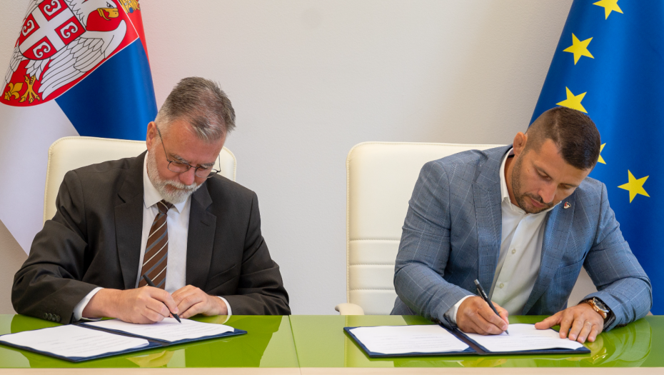 CILJ JE ZAŠTITA PRAVA DECE NA INTERNETU Ministarstvo i Sportski savez Srbije potpisali važan sporazum