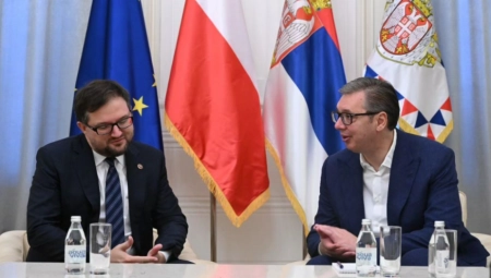 VUČIĆ ISTAKAO ŠTA SU SPOLJNOPOLITIČKI PRIORITETI SRBIJE Predsednik Srbije primio u oproštajnu posetu ambasadora Poljske