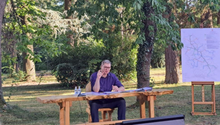 IDEMO NA REFERENDUM: Vučić poručio opoziciji - Skupite potpise u Skupštini pre kraja godine