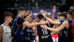 LUDILO KAKVO SE NE PAMTI Kostić u poslednjoj sekundi trojkom posle dva produžetka odveo Srbiju u finale EP!