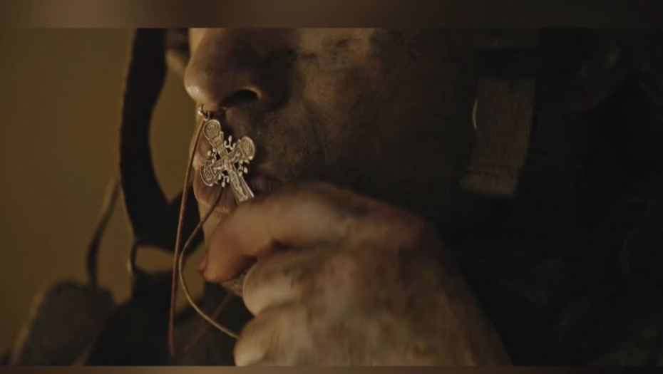 RUSKI RAMBO! Jedan vojnik je sam  probio odbranu Ukrajinaca, odmah nazvan HEROJEM