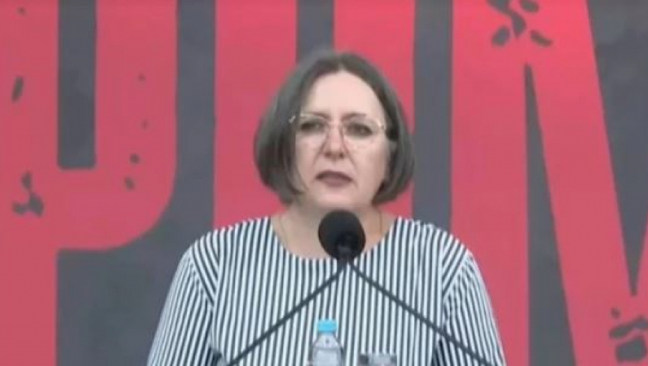 "USTAŠE SU KRENULE OD GOSPIĆA, I DAN DANAS OSEĆAM MIRIS PALJEVINE": Jeziva ispovest Nataše koja je bila u koloni "Oluje"