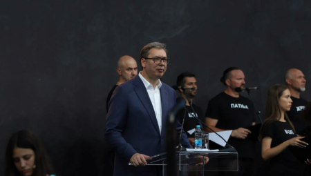 " HVALA VAM ZA SVE GODINE NAPORNOG RADA, ZA TO ŠTO VOLITE SRBIJU" Predsednik Vučić se oglasio na Instagramu i poslao moćnu poruku