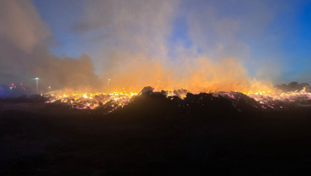 GROM UDARIO U BRDO, SAD GORE HEKTARI! Vatrogasci na terenu - podignut i avion!