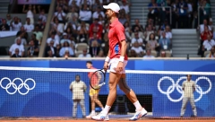 POTPUNI DELIRIJUM Pravi haos na tribinama je nastao kada je Novak osvojio prvi set (VIDEO)