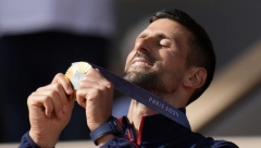 ALBANCI SE PRETVARAJU DA ĐOKOVIĆ NE POSTOJI Novak osvojio zlato na OI, a njihovi sramni mediji zavukli glavu u pesak