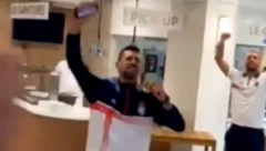 ISPLIVAO NOVAKOV SNIMAK IZ SVLAČIONICE Pogledajte uz koju pesmu je Đoković proslavio zlato (VIDEO)