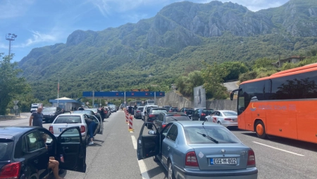 SRBIMA PRETI VRAĆANJE SA GRANICA Nova pravila ulaska EU u važe od novembra ni sertifikat nije garancija