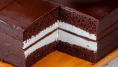 UKUSNIJI OD KUPOVNOG! Kinder pingvin kolač se topi u ustima kao sladoled, deca će ga obožavati!