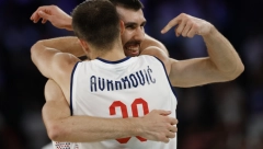 (H)ALO, PARIZ - 13.DAN Da ne beše košarkaša...