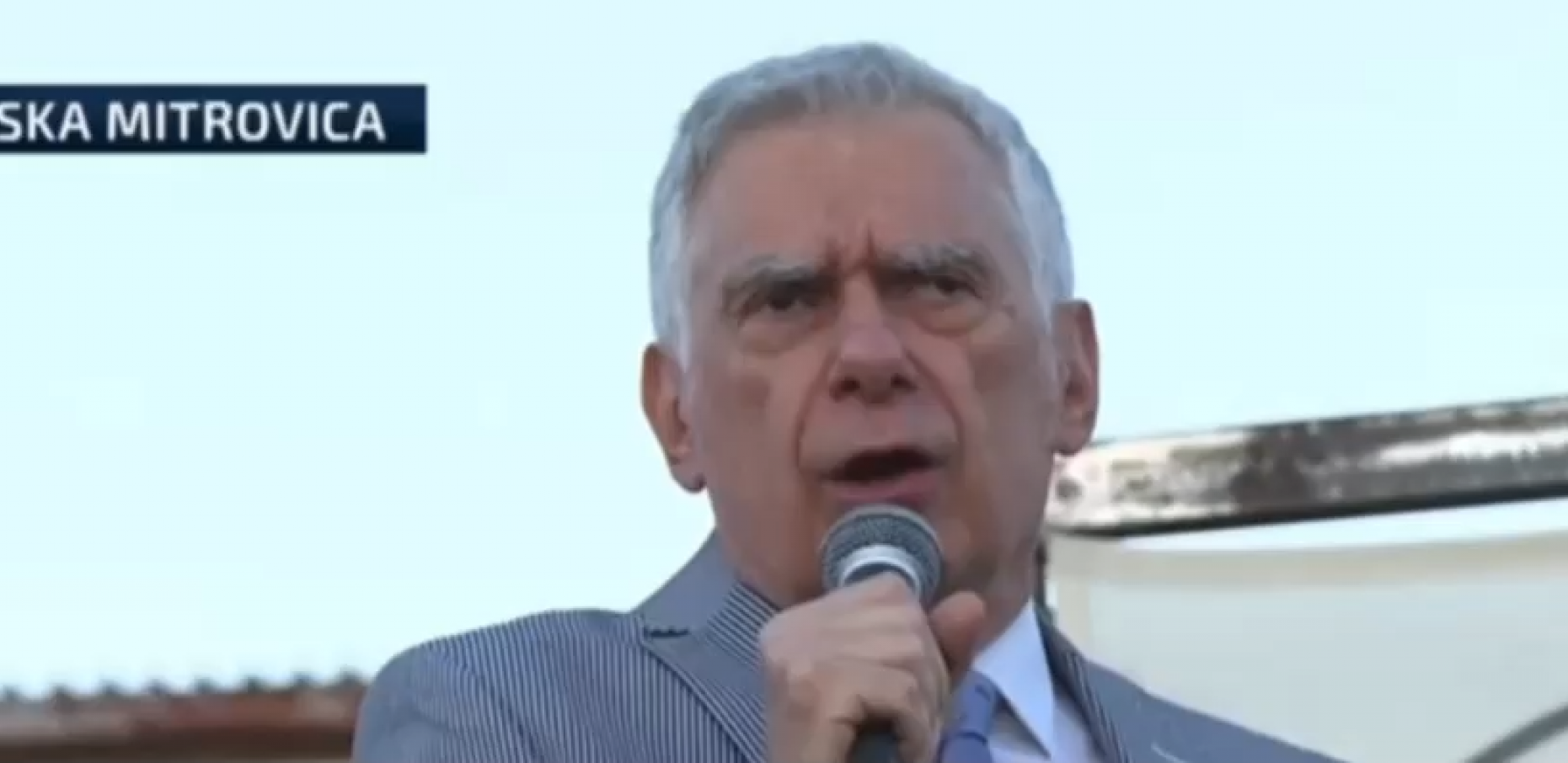 KAD ČUJETE ZAŠTO JE IZBAČEN SA FAKULTETA, ŽELUDAC ĆE VAM SE PREVRNUTI Njega su postavili da govori u Sremskoj Mitrovici (VIDEO)
