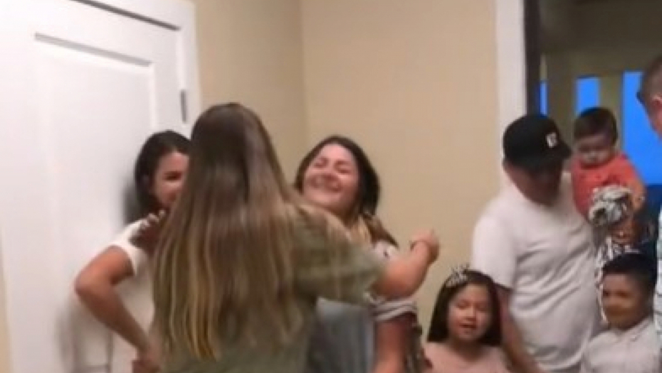 MARIJA JE IMALA 19 GODINA KADA JE DALA ĆERKU NA USVAJANJE Posle skoro 3 decenije, život joj se promenio iz korena! (VIDEO)