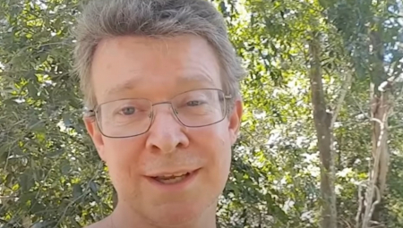 MUČIO JE, SILOVAO I UBIO 42 PSA, PA SVE TO SNIMAO! Žena poznatog zoologa otkrila sav užas: Pozlilo mi je dok sam gledala snimke! (VIDEO)