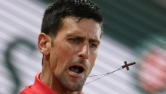 ĐOKOVIĆ BEZ DLAKE NA JEZIKU: Nisam ponosan za svoje rekacije, STIDIM SE, ljudsko sam biće sa manom!