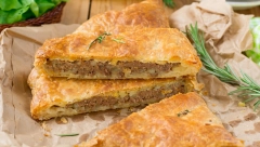 NAJBOLJA PITA SA MESOM Topla, hrskava i mirisna, a uspeva svima, trik je u ovome