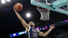 "POŠTUJ LEGENDE" Reprezentativac SAD isprozivao Bogdana