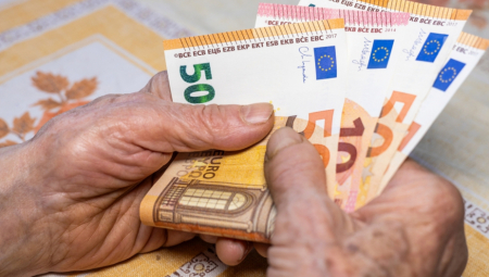 TAČNA RAČUNICA Evo koliko morate da radite u Nemačkoj za penziju od 1.200 evra