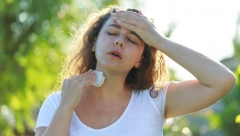 REŠITE BRZO NEPRIJATAN PROBLEM Ovaj čaj sprečava znojenje bolje od bilo kog dezodoransa!