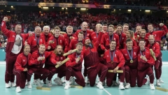 FINALE SE PRETVORILO U ŠALU Legendarni Hansen sa zlatom otišao u penziju