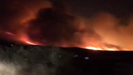 PLAMEN DOSTIZAO VISINU VEĆU OD 25 METARA Dramatičan prizor u Grčkoj (VIDEO)