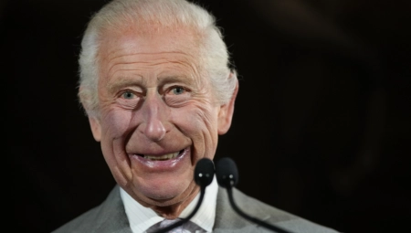 "NEOBIČAN" HOBI KRALJA ČARLSA Ovako čuva sećanja iz detinjstva