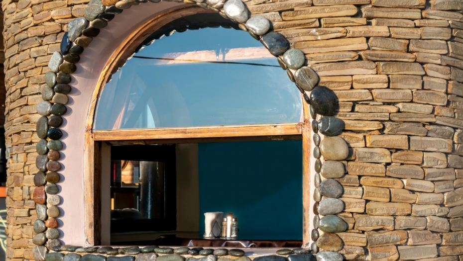 Ušao je u napušteno imanje svoga komšije: Desio se obrt koji mu sada donosi 10.000 evra mesečno