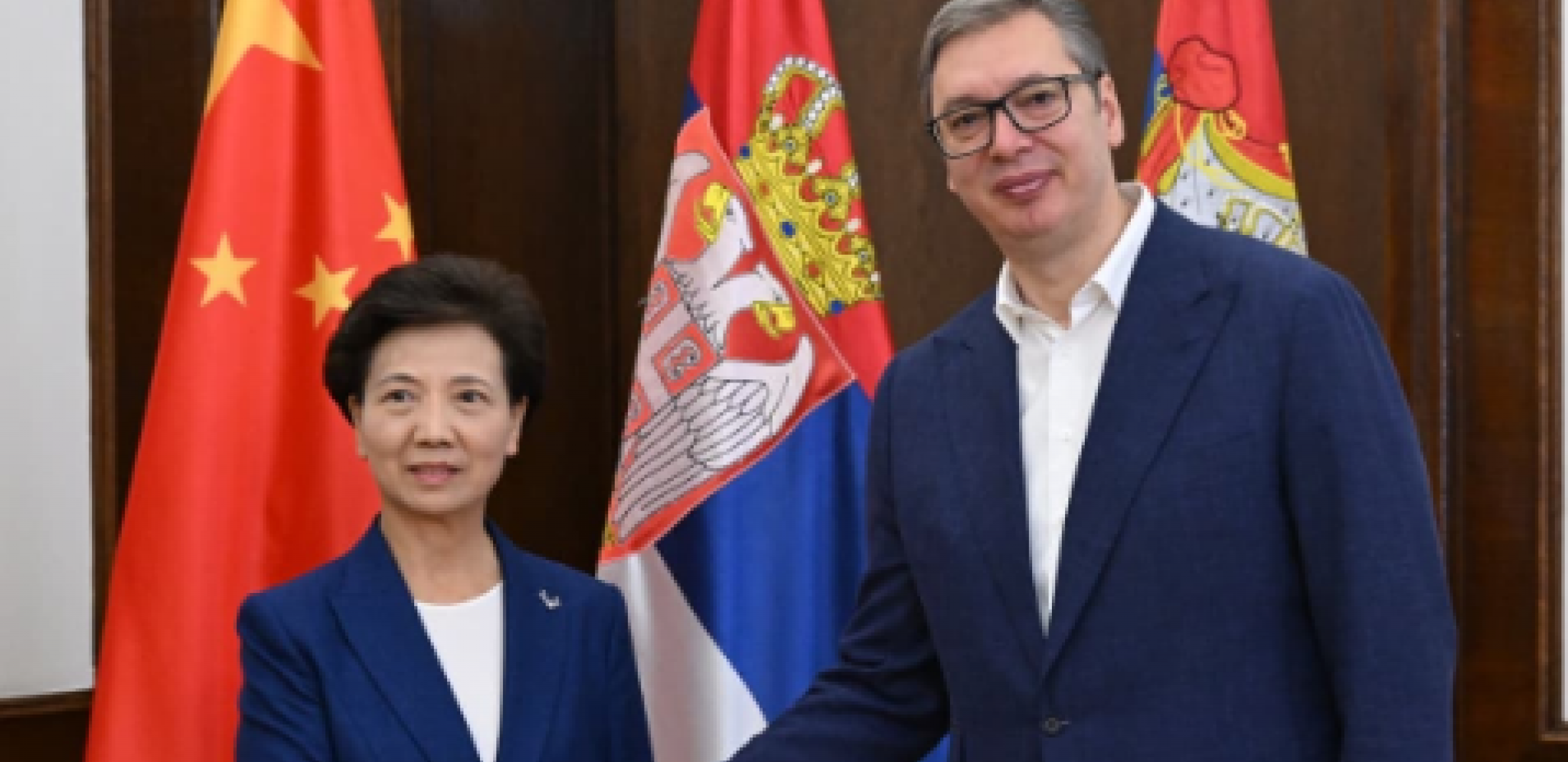 VUČIĆ SA VISOKOM KINESKOM ZVANIČNICOM Razgovor o najvažnijim pitanjima! Prenela mu srdačne pozdrave od predsednika Sija (FOTO)