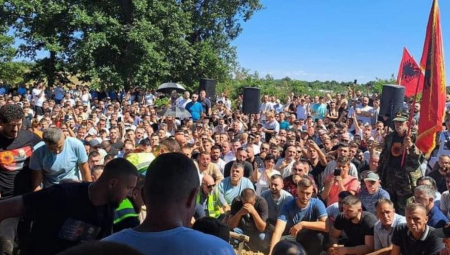 ALBANSKI POSLANIK "Svako ko ubije srpskog policajca ima moje poštovanje"