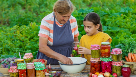 KOJI PARADAJZ JE ZDRAVIJI - SVEŽ ILI KUVANI?  Odgovor će vas iznenaditi