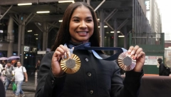 NASTAVLJA SE MALTRETIRANJE NAŠE SESTRE Amerikanka skandalozno otela medalju Rumunki i ne želi da je vrati