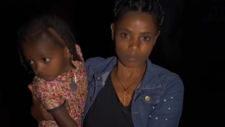 ŽENA IZ ETIOPIJE TVRDI DA NIŠTA NE JEDE I NE PIJE VEĆ 16 GODINA Navodno ne koristi ni toalet, doktori nemaju objašnjenje za njeno stanje! (VIDEO)