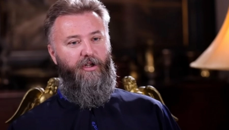 OVAKO VAM ĐAVO PRAVI ZAMKU Otac Predrag upozorava: Kada uđe u čoveka, on uvek izgovori ovu jednu stvar!