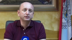 MILAN KNEŽEVIĆ O DVOJNOM DRŽAVLJANSTVU Držim dete kao Palestinca na privremenom boravku