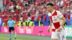 NEVIĐENA BURA U HRVATSKOJ Perišić napustio Hajduk zbog ljubavne afere sa poznatom pevačicom