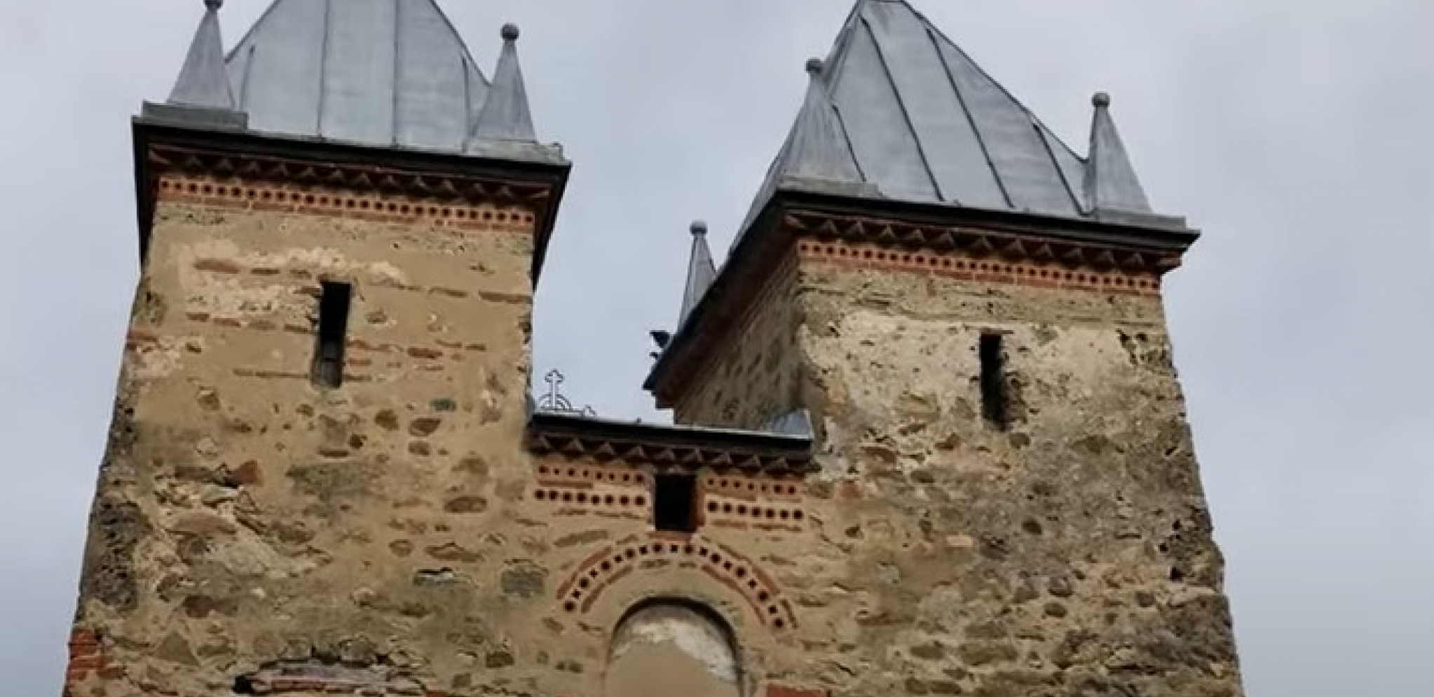 OVA BOGORODIČINA CRKVA U SRBIJI KRIJE VELIKE TAJNE U njoj se nalazi freska obnažene svetiteljke kakve nema u svetu! (VIDEO)