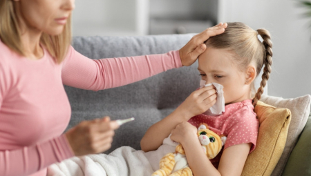 DECU KOSI VIRUS KOJI IM UNIŠTAVA IMUNITET! Ali postoji caka - detetu ne treba davati odmah antibiotike