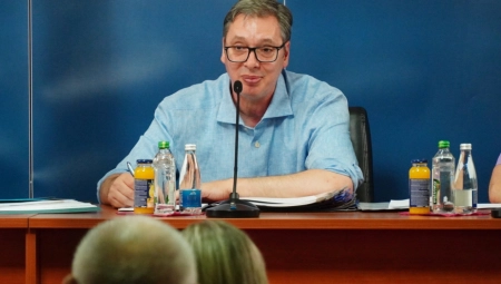 VUČIĆ REŠAVA PROBLEME GRAĐANA "Sutra ste kod kuće? Poslaćemo komisiju od Vlade"